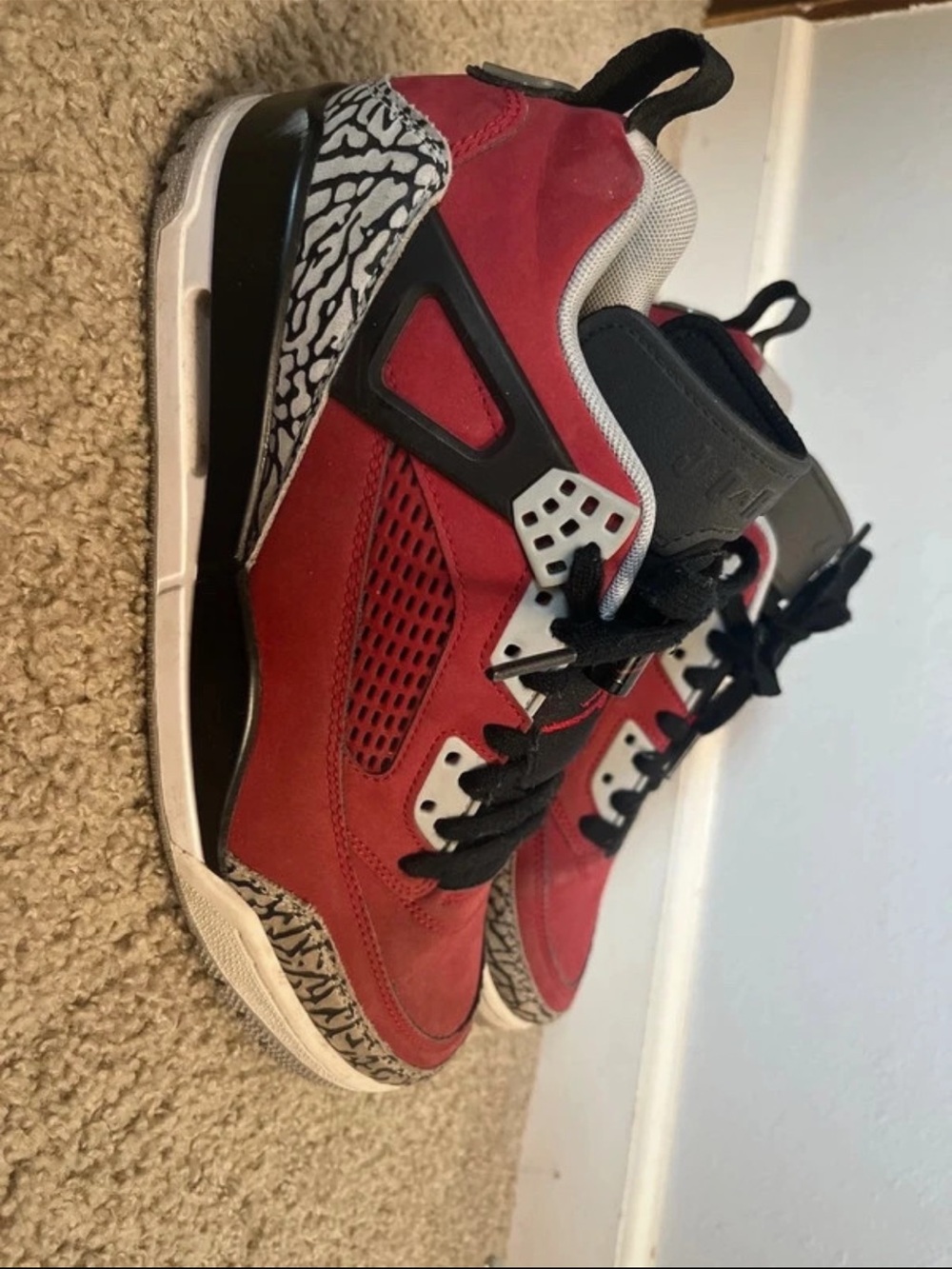 Men's Jordan Brooklyn Red and Black size 8